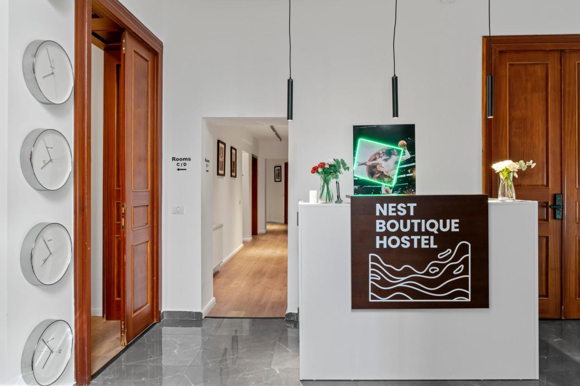 Nest Boutique Hostel Bucharest Exterior photo